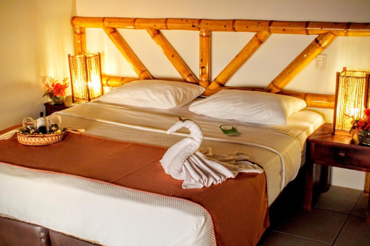 Nativa Bambu Ecolodge มอนตาญิตาร์ ภายนอก รูปภาพ