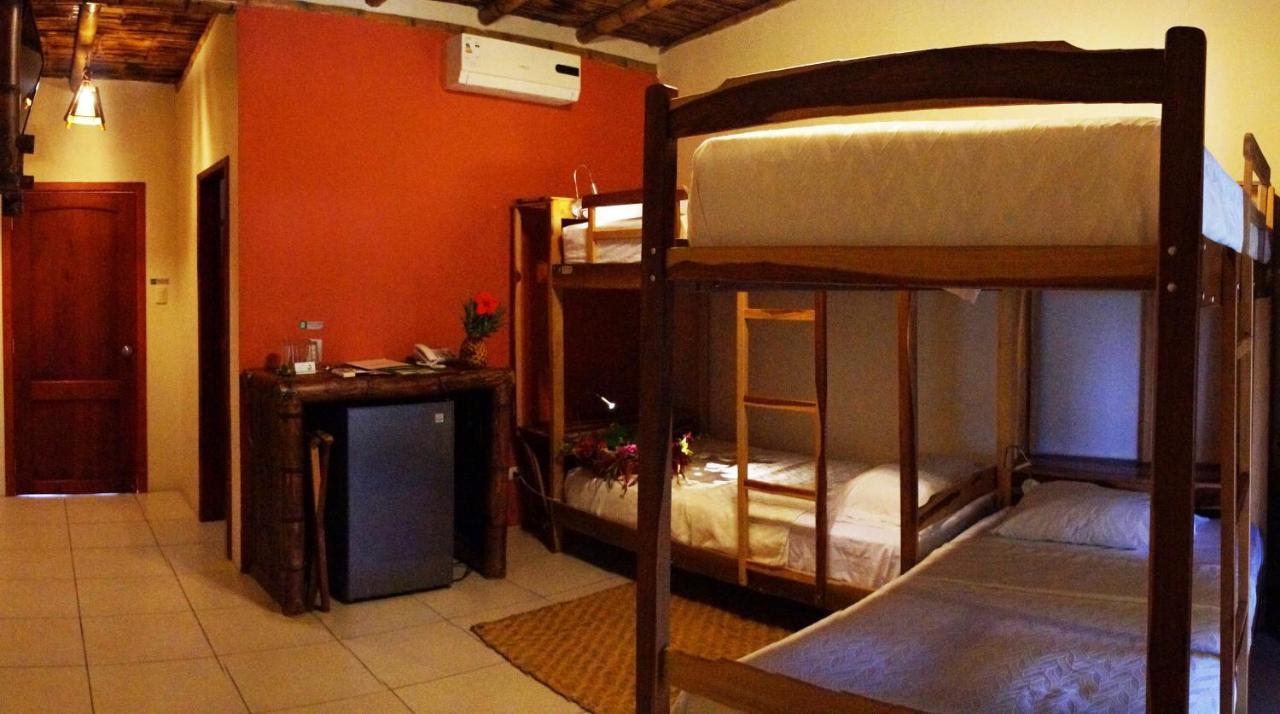 Nativa Bambu Ecolodge มอนตาญิตาร์ ภายนอก รูปภาพ